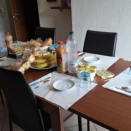 오로세 Domo - Guest-House Il Nespolo Fiorito B&B 외부 사진