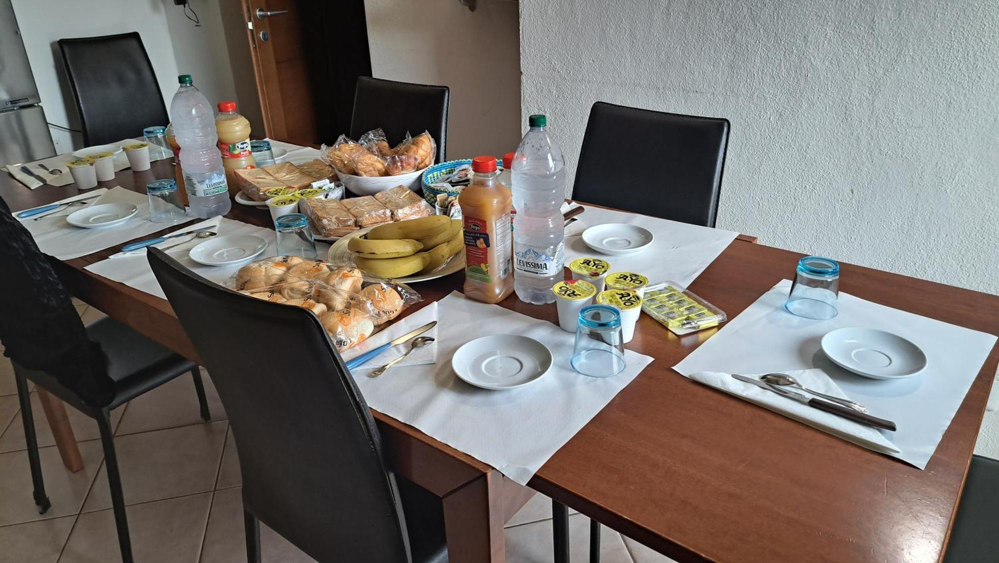 오로세 Domo - Guest-House Il Nespolo Fiorito B&B 외부 사진