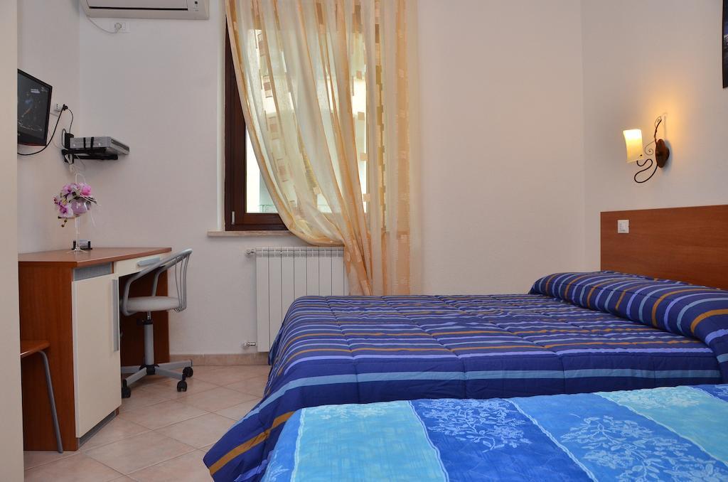 오로세 Domo - Guest-House Il Nespolo Fiorito B&B 외부 사진
