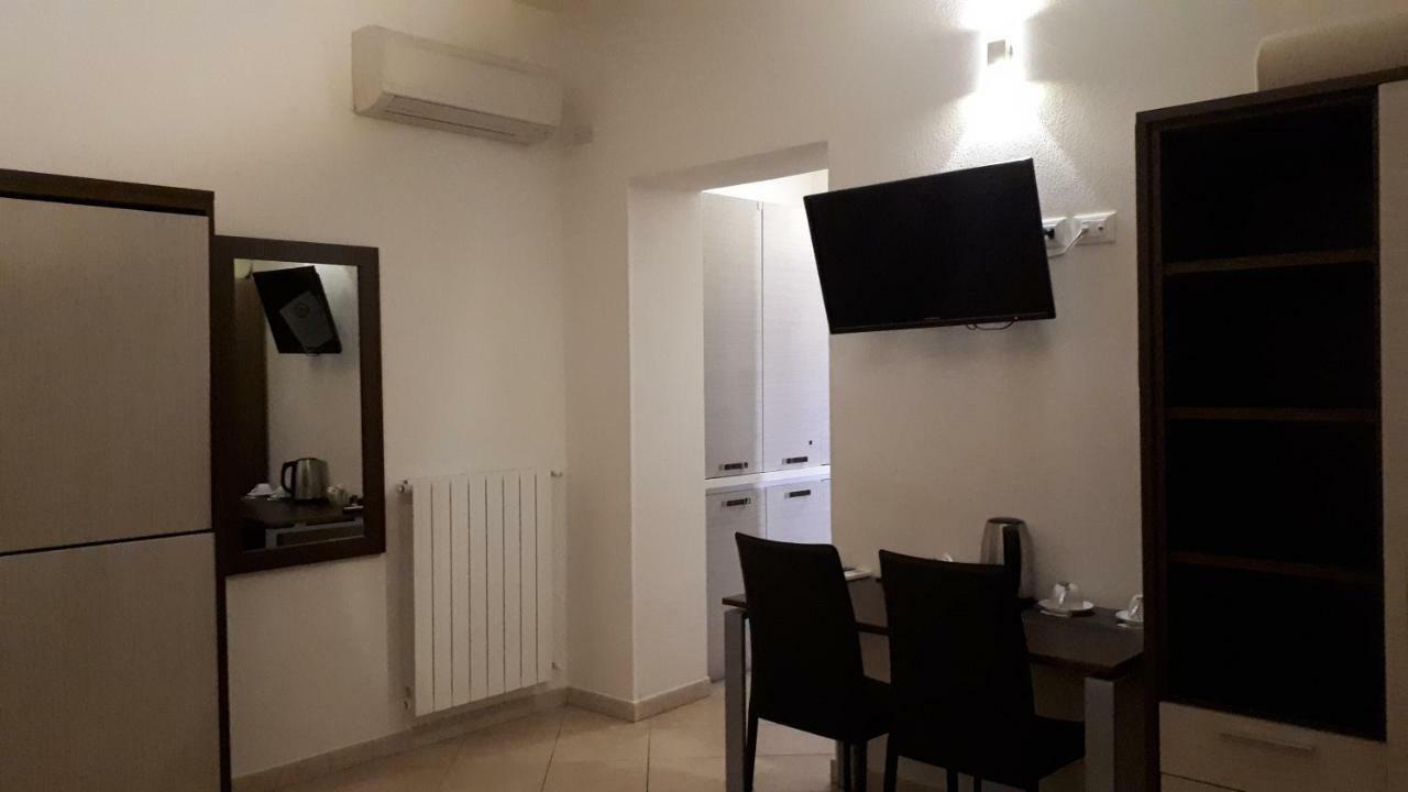 오로세 Domo - Guest-House Il Nespolo Fiorito B&B 외부 사진