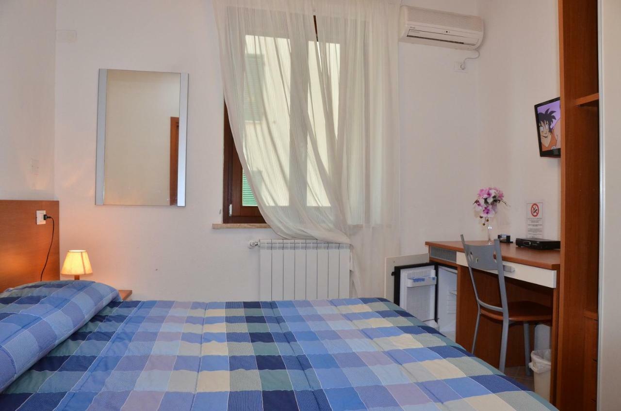 오로세 Domo - Guest-House Il Nespolo Fiorito B&B 외부 사진
